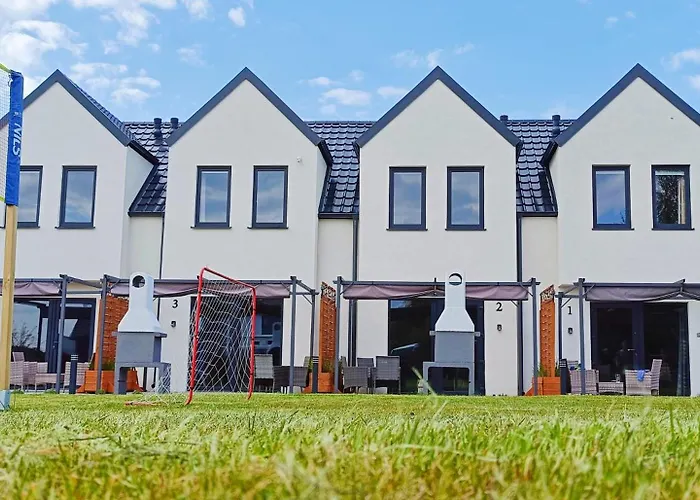 بيت خشبي Przystan Kotwica Jastrzębia Góra