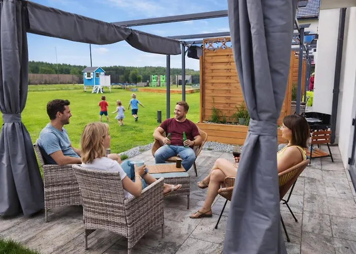 Przystan Kotwica بيت خشبي